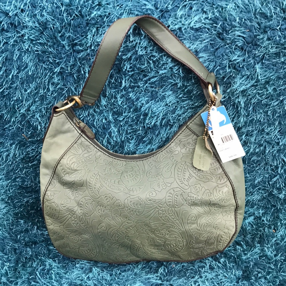 New leather purse